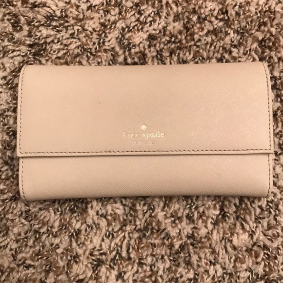 Kate spade wallet and iPhone 6 case - Picture 1 of 3